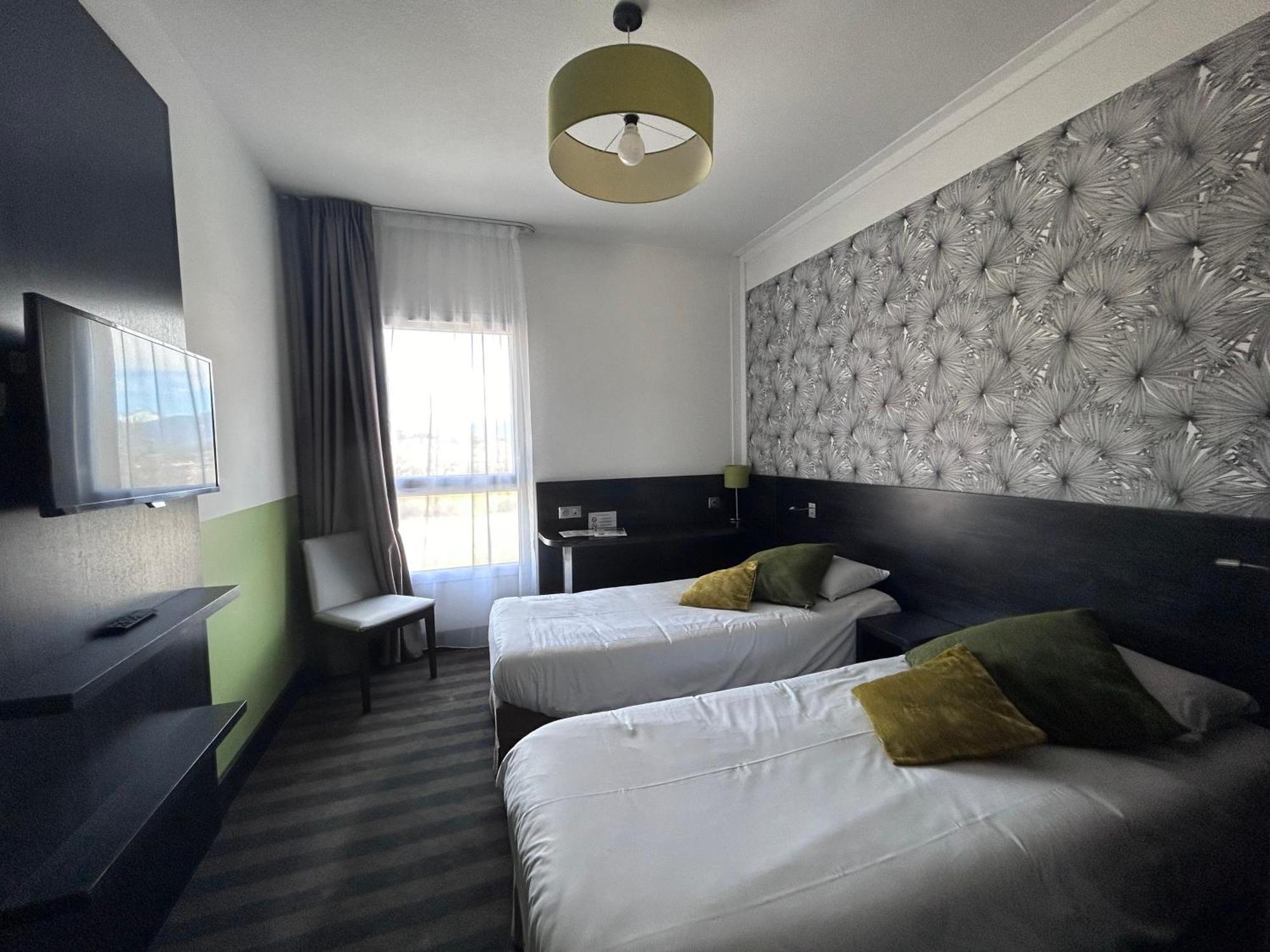 Ax Hotel Spa & Restaurant ショルジュ エクステリア 写真